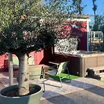 Dome Nature & Jaccuzi Au Bluegrassranch אתר קמפינג